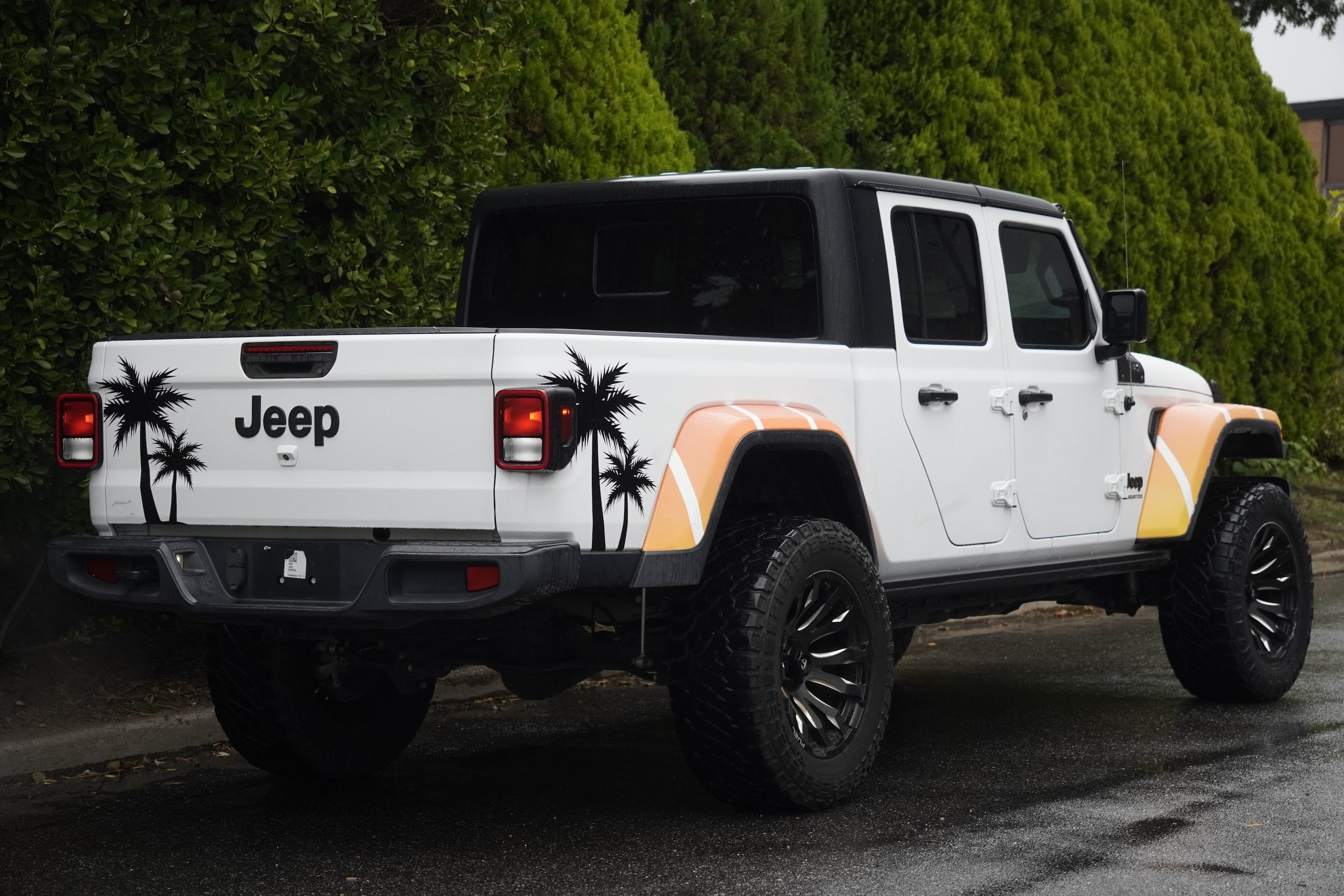 Used 2020 Jeep Gladiator Sport w/ Quick Order Package 24S AWD/4WD image 8