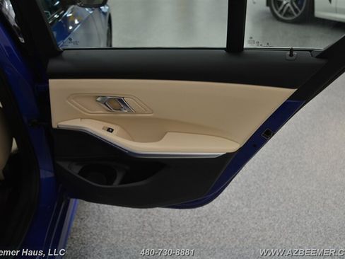 Used 2024 BMW 330i Sedan w/ M Sport Package RWD image 42