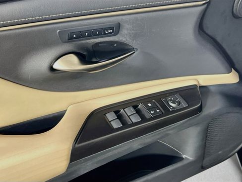 Used 2019 Lexus ES 350 w/ Accessory Package 2 FWD image 18