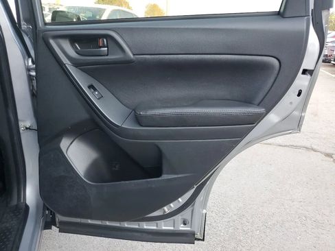 Used 2014 Subaru Forester 2.5i Premium image 18