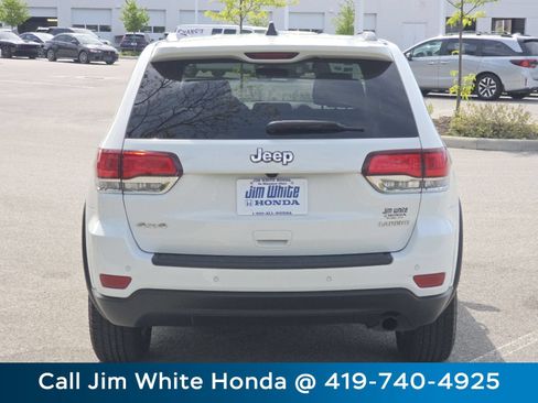 Used 2020 Jeep Grand Cherokee Laredo w/ Security & Convenience Group AWD/4WD image 15