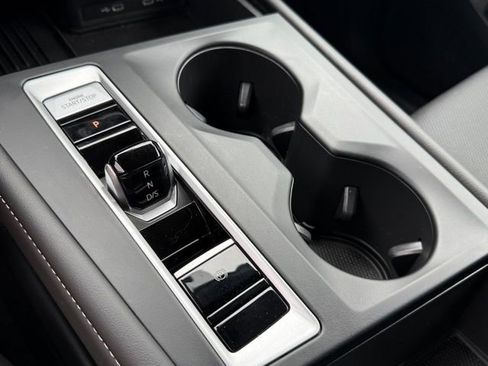 Certified 2025 Volkswagen Atlas SE AWD/4WD image 32