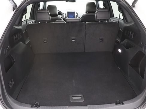 Used 2022 Ford Edge ST-Line image 27