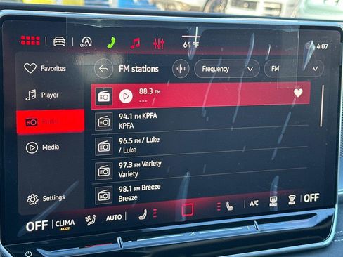 New 2026 Volkswagen Tiguan SE image 17