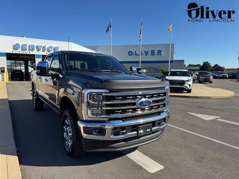 Used 2023 Ford F250 Lariat w/ Chrome Package AWD/4WD image 1
