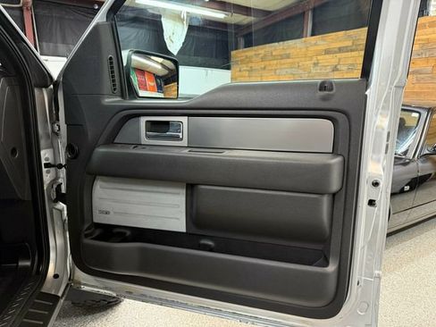 Used 2014 Ford F150 Raptor w/ Equipment Group 801A Luxury AWD/4WD image 29