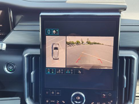 New 2025 GMC Acadia Elevation w/ Elevation Premium Package image 12