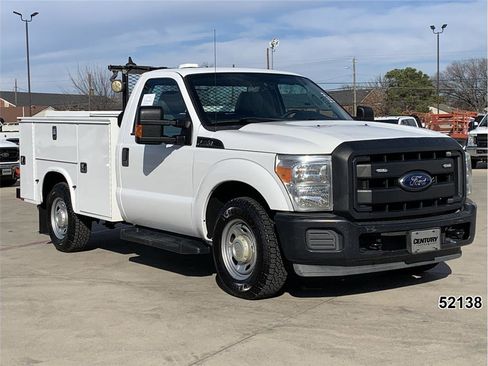 Used 2016 Ford F250 XL w/ Power Equipment Group image 3