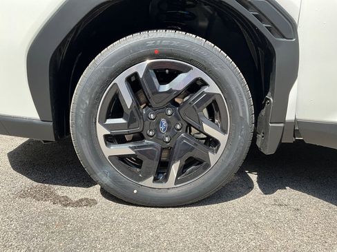 New 2026 Subaru Forester Premium AWD/4WD image 31