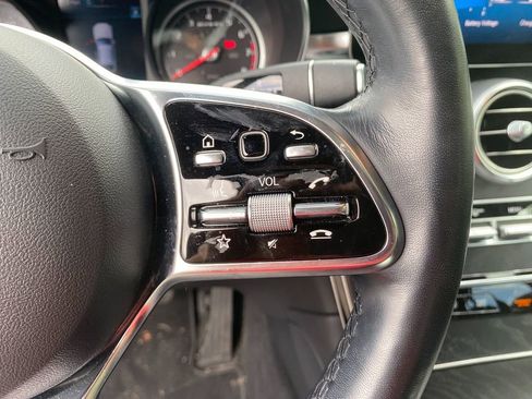 Used 2023 Mercedes-Benz GLC 300 4MATIC Coupe image 17