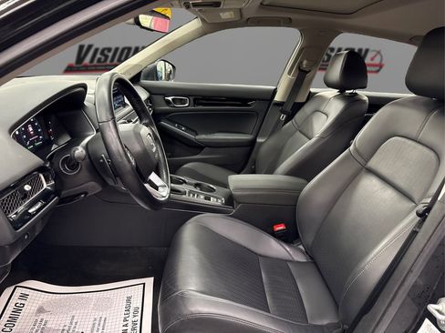 Used 2023 Honda Civic Touring image 9