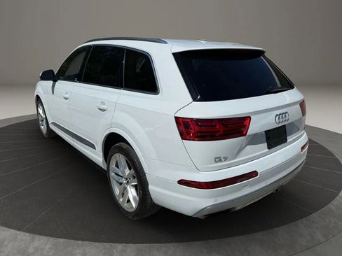 Used 2018 Audi Q7 3.0T Prestige AWD/4WD image 3
