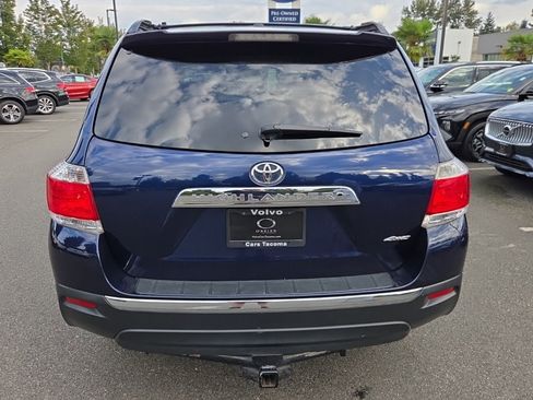 Used 2013 Toyota Highlander Plus image 12