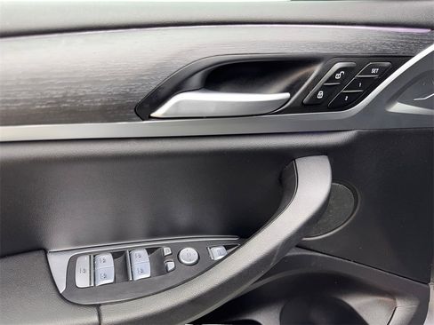 Used 2024 BMW X3 xDrive30i w/ Convenience Package image 32