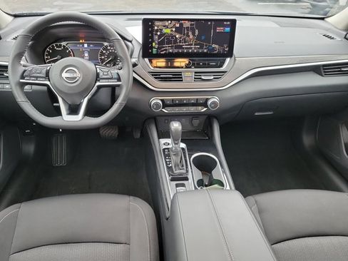 Certified 2023 Nissan Altima 2.5 SV w/ SV Premium Package image 25