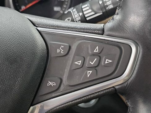 Used 2022 Chevrolet Equinox Premier AWD/4WD image 38