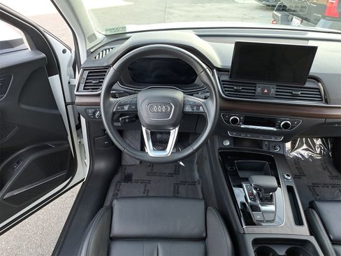 Used 2024 Audi Q5 2.0T Premium Plus w/ Premium Plus Package image 16