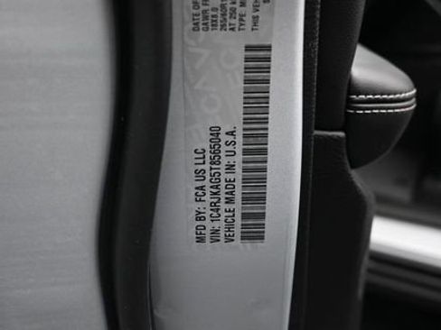 New 2026 Jeep Grand Cherokee L 4WD image 15
