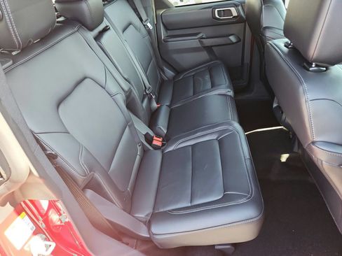 New 2026 Ford Bronco Outer Banks w/ Sasquatch Package AWD/4WD image 31
