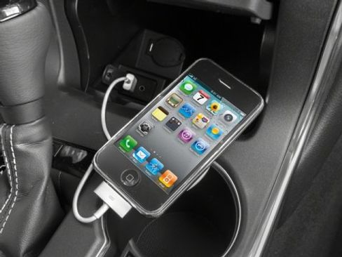 Used 2017 Toyota Camry SE w/ Moonroof Package image 19