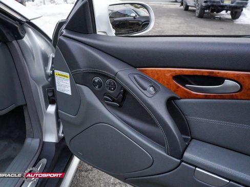 Used 2005 Mercedes-Benz SL 55 AMG image 25