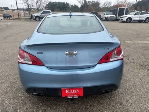 Used 2011 Hyundai Genesis 2.0T image 9