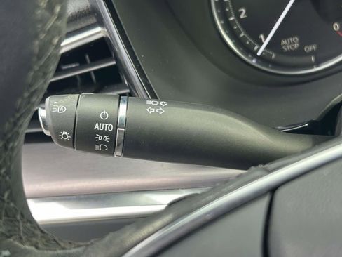 Used 2022 Cadillac XT5 Luxury image 32