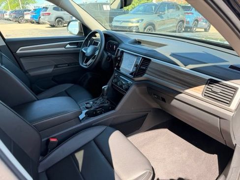 Certified 2023 Volkswagen Atlas SEL AWD/4WD image 20