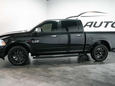 Used 2016 RAM 1500 Laramie AWD/4WD image 3