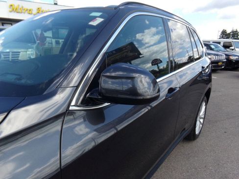 Used 2016 BMW X5 xDrive35i w/ Premium Package image 32
