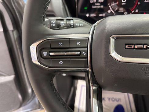 New 2026 GMC Terrain Denali w/ LPO, Black Badging Package image 27