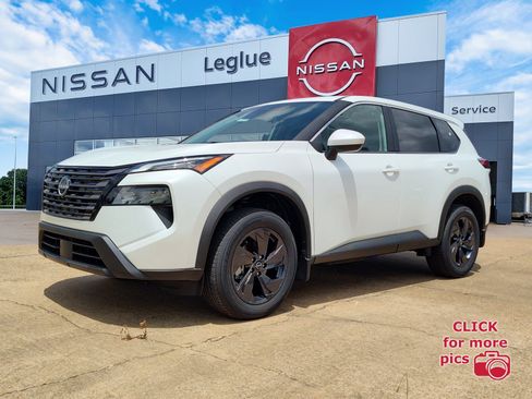 New 2026 Nissan Rogue SV FWD image 1