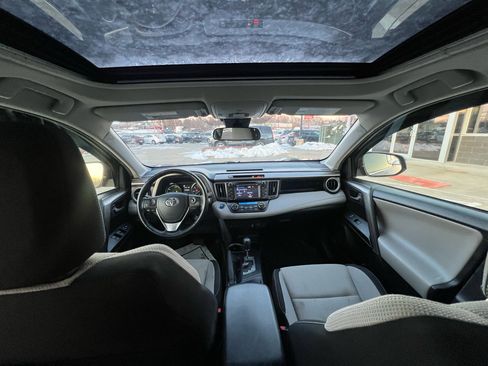 Used 2017 Toyota RAV4 XLE image 11