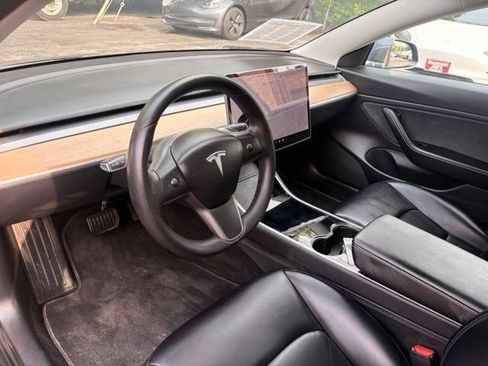 Used 2019 Tesla Model 3 Long Range AWD/4WD image 9