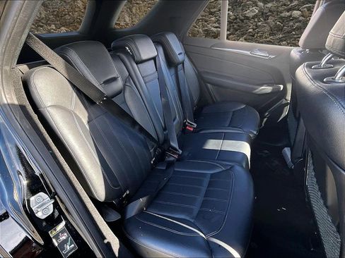 Used 2018 Mercedes-Benz GLE 350 4MATIC w/ Premium 1 Package image 25