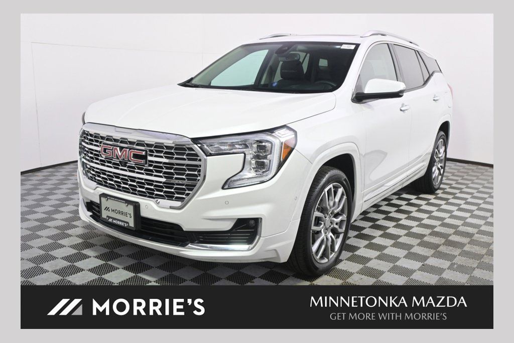 Used 2023 GMC Terrain Denali w/ Denali Premium Package AWD/4WD image 1