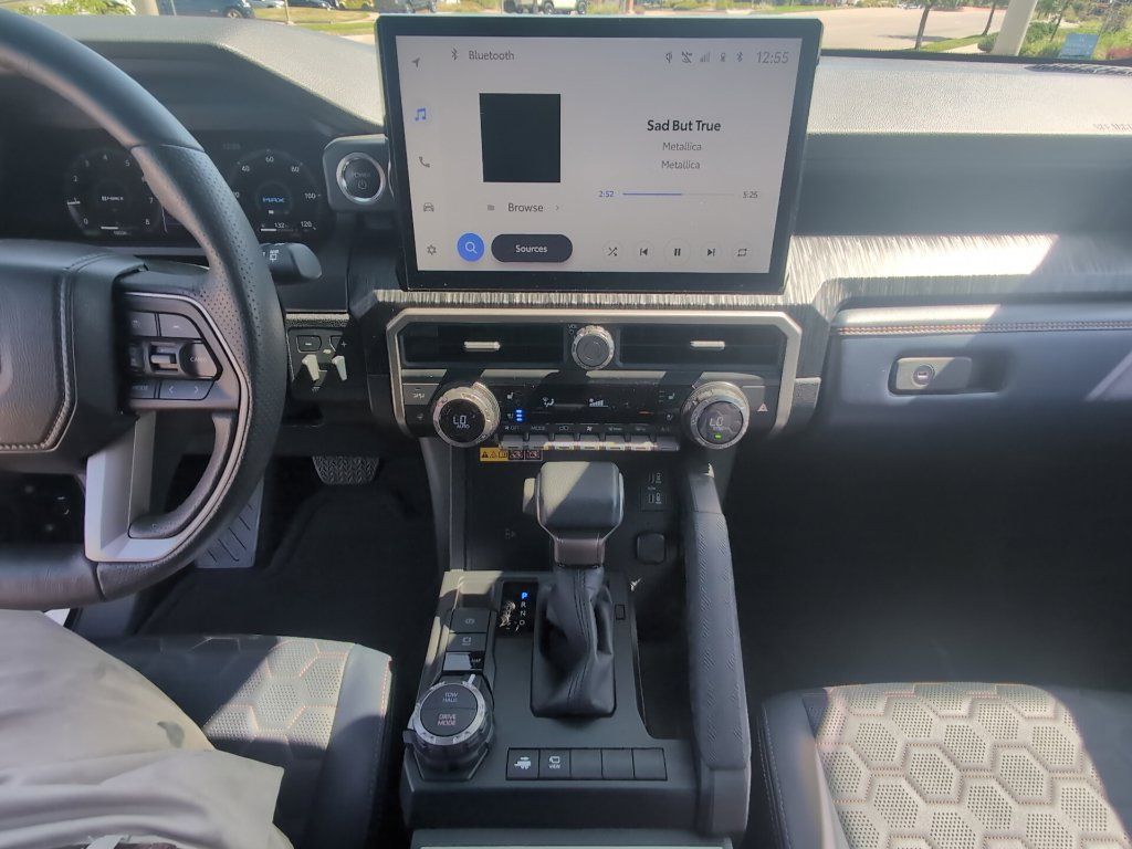 Used 2025 Toyota 4Runner Platinum AWD/4WD image 20