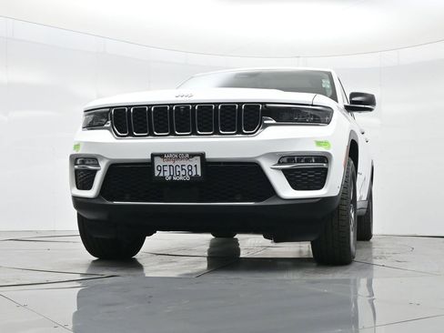 Used 2022 Jeep Grand Cherokee Limited 4xe w/ Luxury Tech Group II image 42