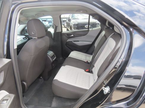 Used 2024 Chevrolet Equinox LS w/ LS Convenience Package FWD image 20