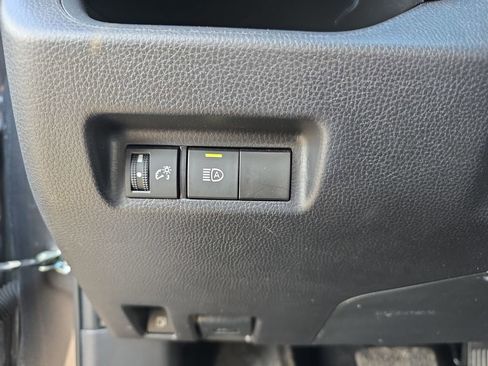 Certified 2025 Toyota RAV4 LE image 26