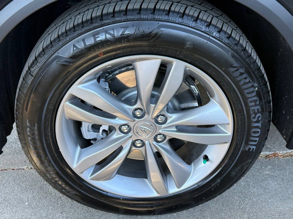 Used 2026 Acura MDX SH-AWD image 13