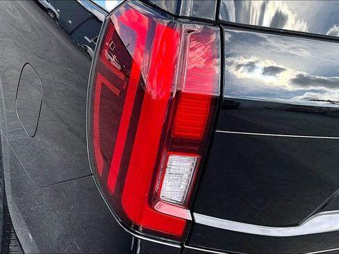 Used 2025 Ford Expedition Active AWD/4WD image 32