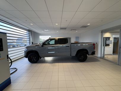 Used 2024 Chevrolet Silverado 1500 LT Trail Boss w/ Convenience Package II