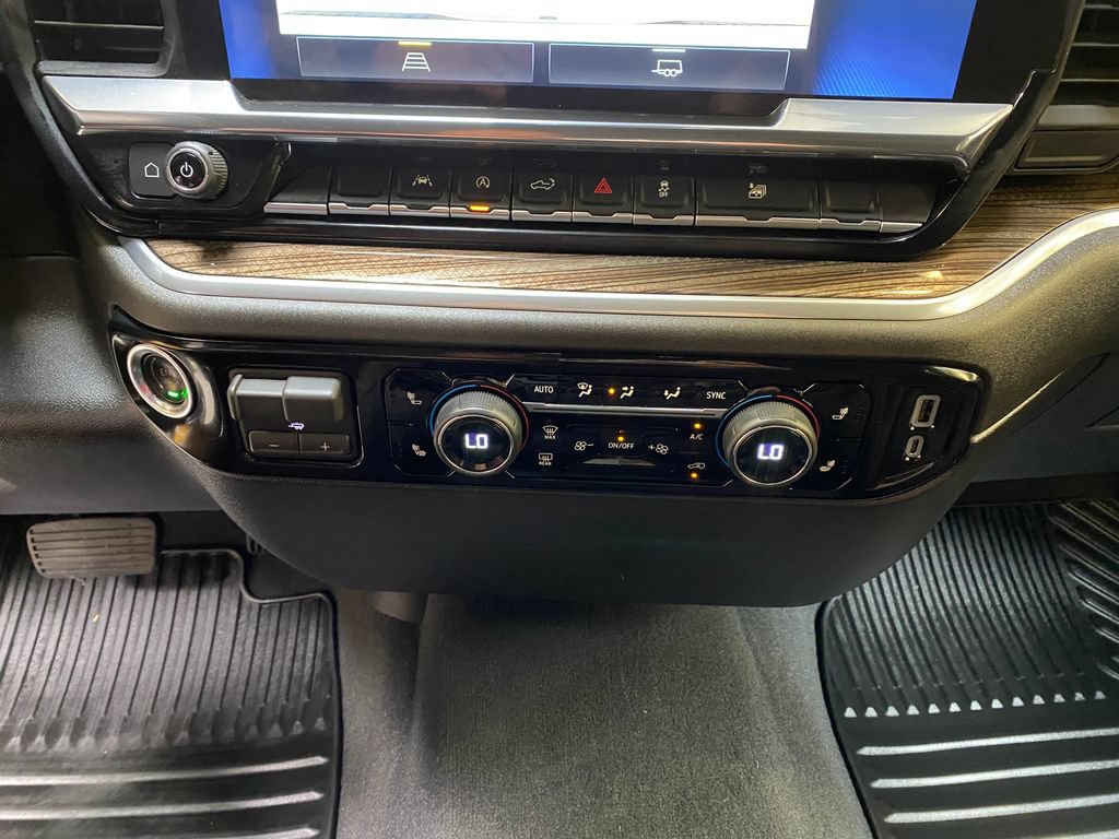 Used 2026 Chevrolet Silverado 1500 RST AWD/4WD image 42