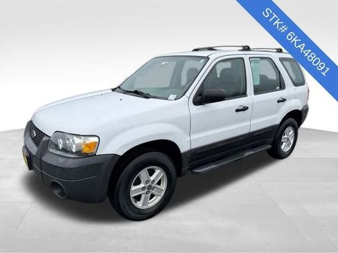 Used 2006 Ford Escape XLS image 3
