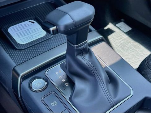 New 2027 Kia Seltos S FWD image 16