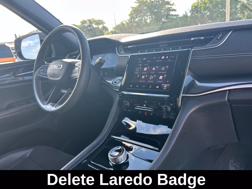 Used 2023 Jeep Grand Cherokee L Laredo AWD/4WD image 25