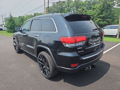 Used 2021 Jeep Grand Cherokee Limited AWD/4WD image 13