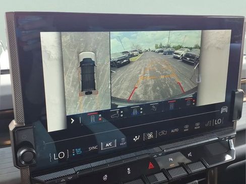 Used 2025 GMC Hummer EV 3X AWD/4WD image 5