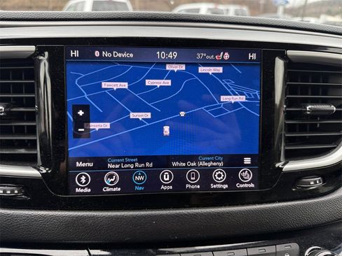 Used 2020 Chrysler Pacifica Touring-L Plus w/ Tire & Wheel Group image 19